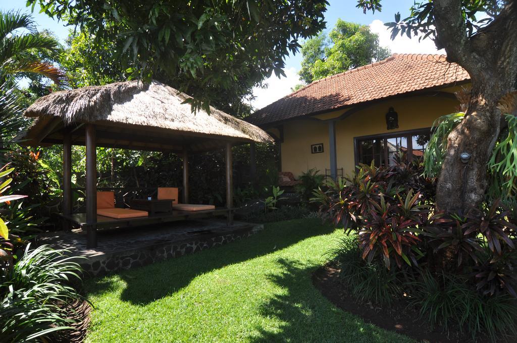 Puri Mangga Sea View Resort And Spa Lovina Eksteriør billede