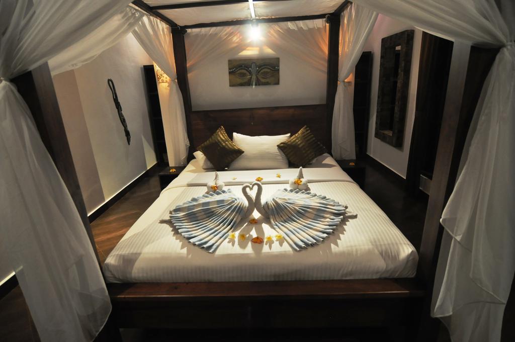 Puri Mangga Sea View Resort And Spa Lovina Eksteriør billede