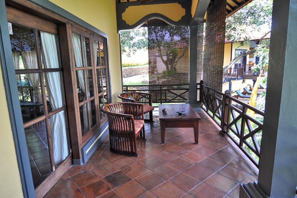 Puri Mangga Sea View Resort And Spa Lovina Eksteriør billede