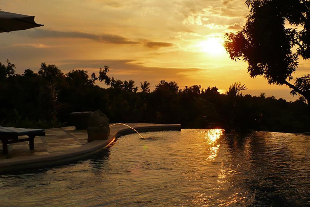 Puri Mangga Sea View Resort And Spa Lovina Eksteriør billede