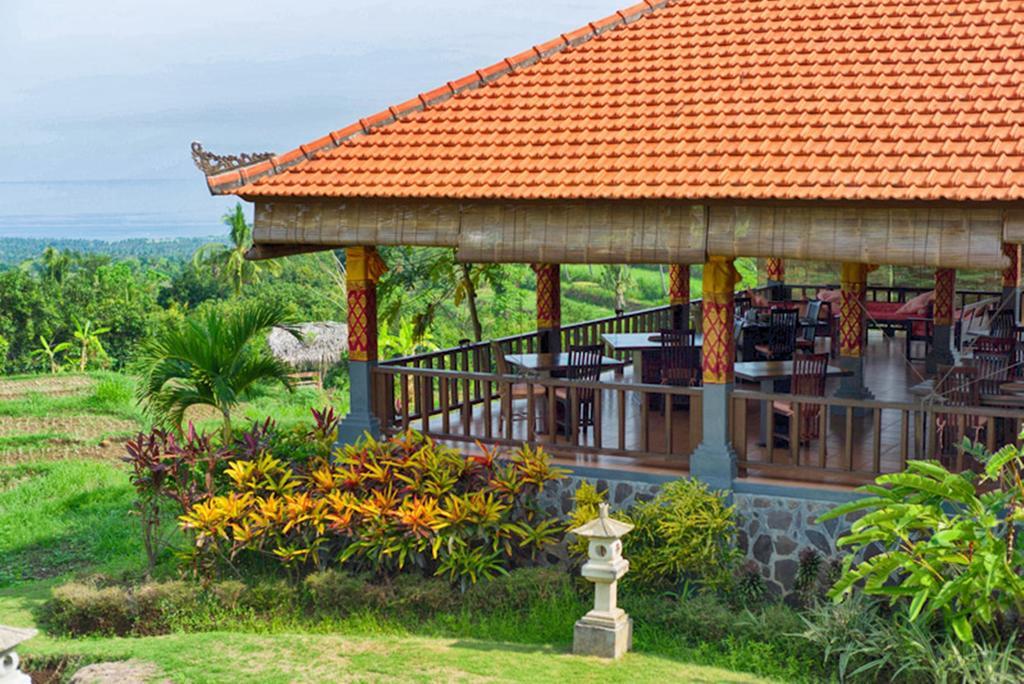 Puri Mangga Sea View Resort And Spa Lovina Eksteriør billede